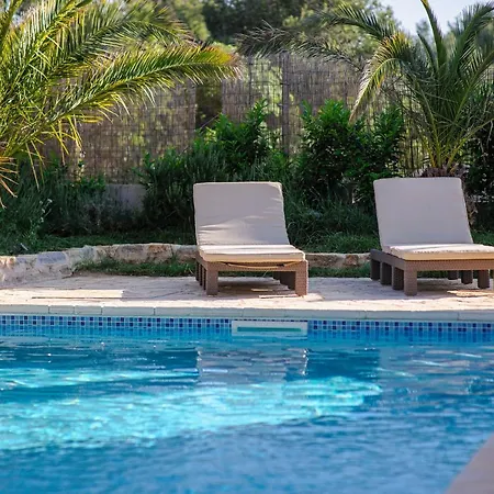 Maria * 希贝尼克