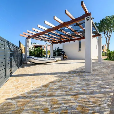 Maria Villa
